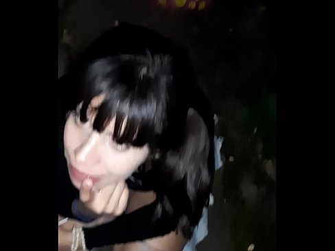 ❤️ 거리에서 사탕과 교환으로 부어오른 페니스 포르노 우리 ko.befuck-net.ru ❌️
